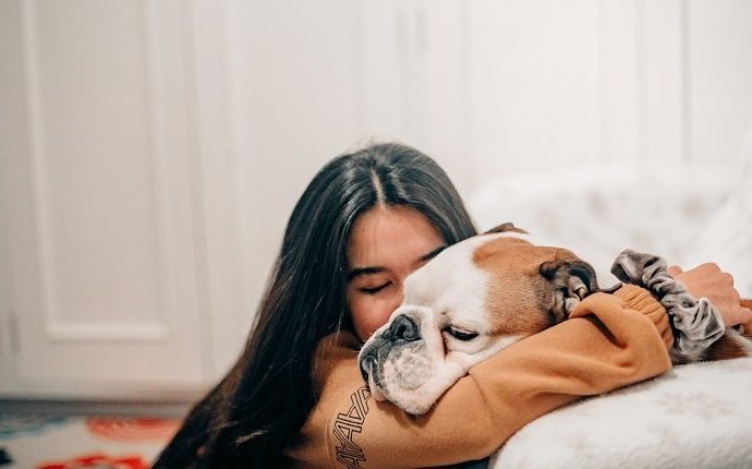 Comment les chiens peuvent-ils aider les humains en cas de dépression ou d'anxiété ? - Secrets de Chiens Comment les chiens peuvent-ils aider les humains en cas de dépression ou d'anxiété ?